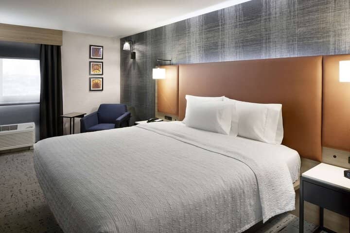 Room 5 of 22